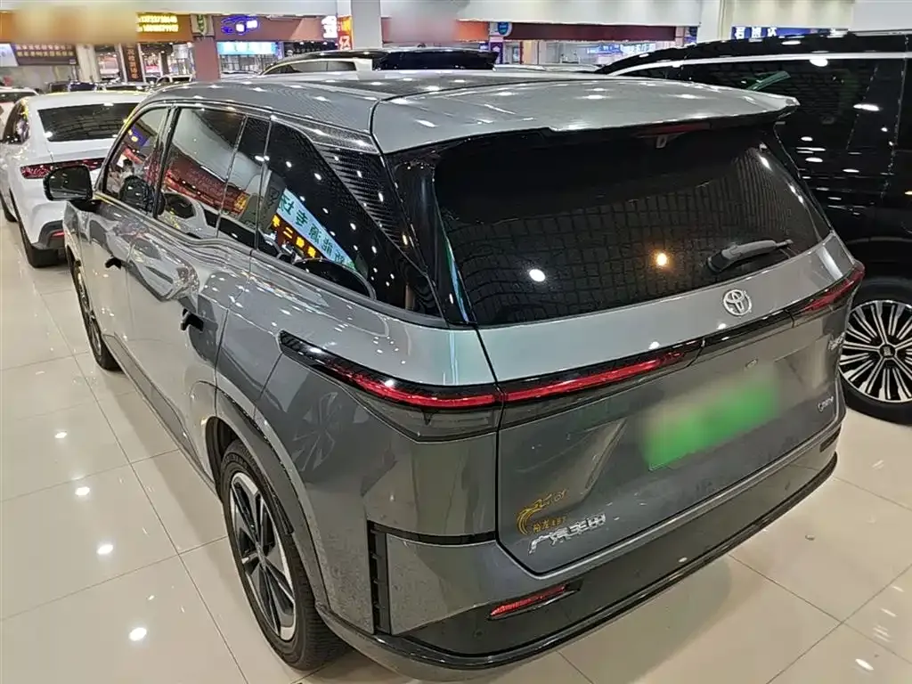 Toyota Platinum 3X 2026 из CN, фото 10
