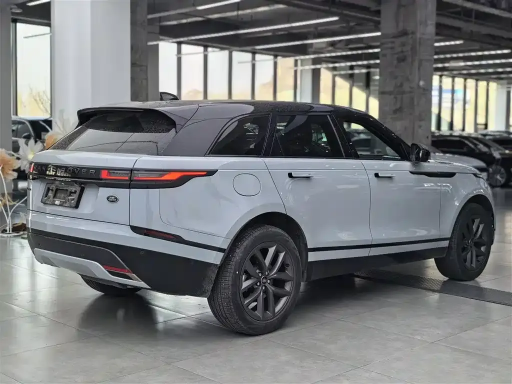 Land Rover Velar — фото 8