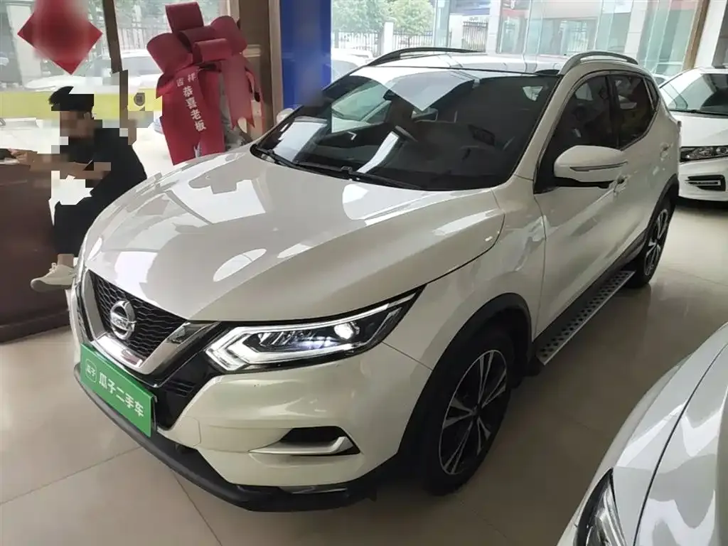 Nissan Qashqai — фото 2