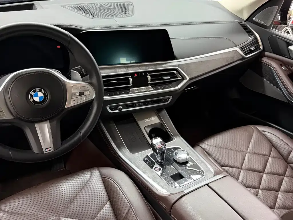 BMW X5 — фото 9