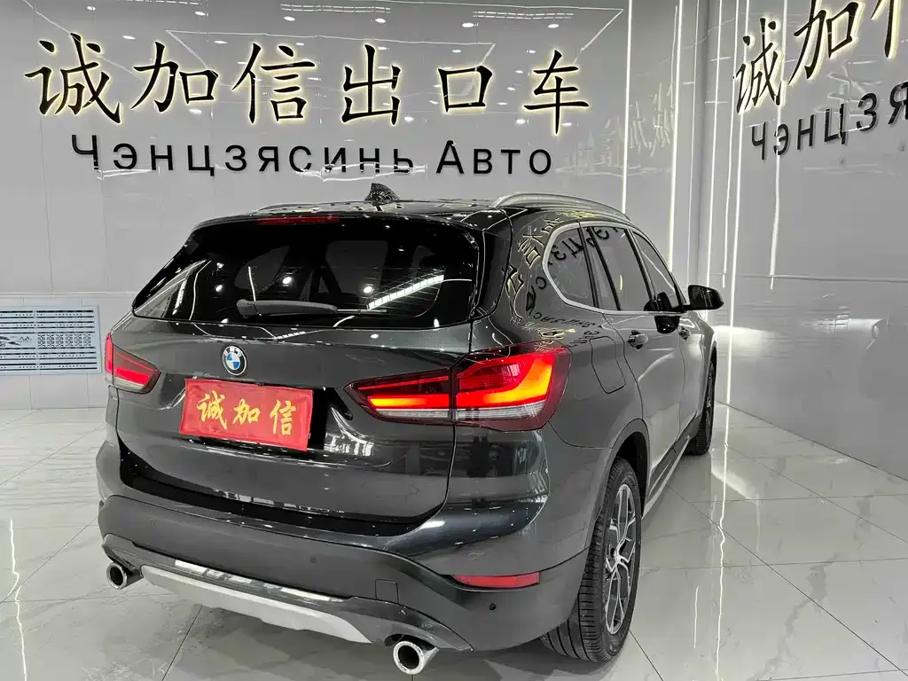 BMW X1 — фото 4