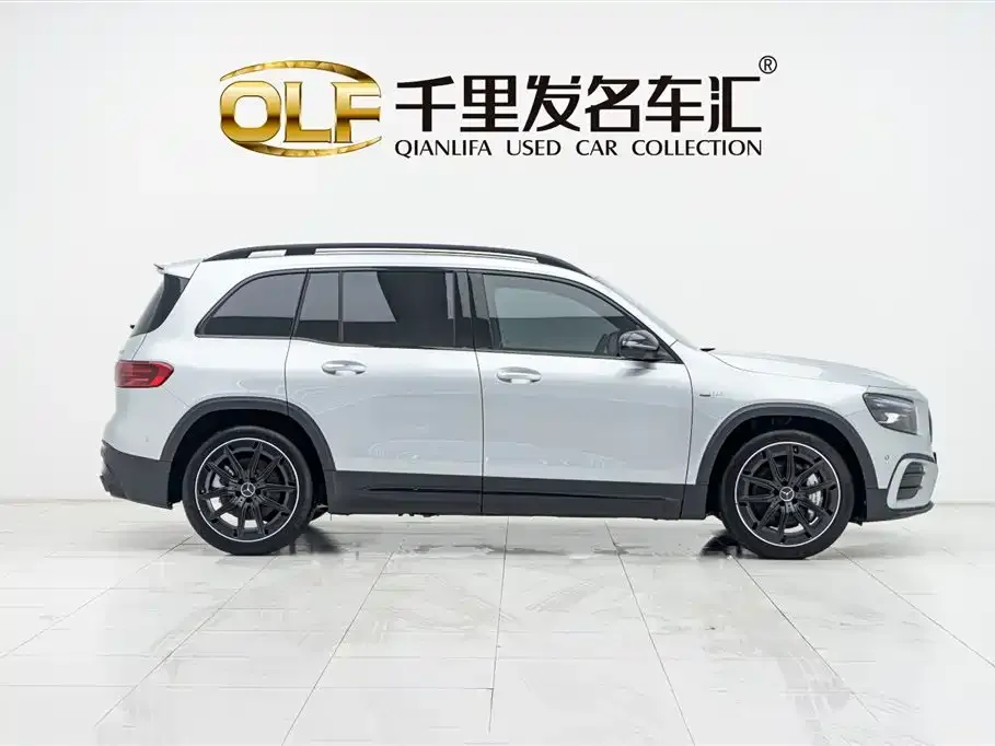Mercedes-Benz GLB AMG — фото 2