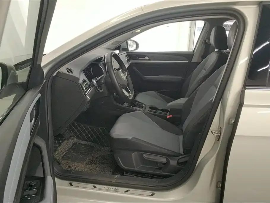 Volkswagen Lavida 2022 из CN, фото 5