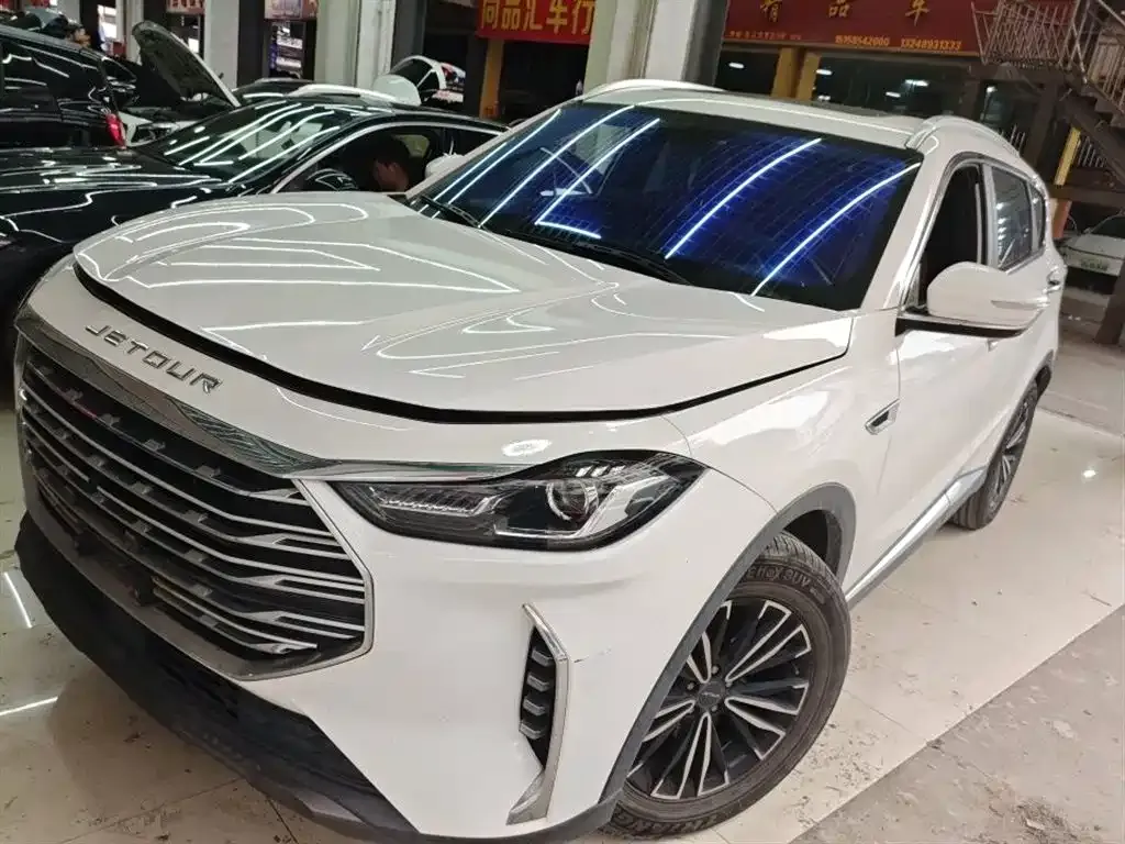 Jetour X70 PLUS
