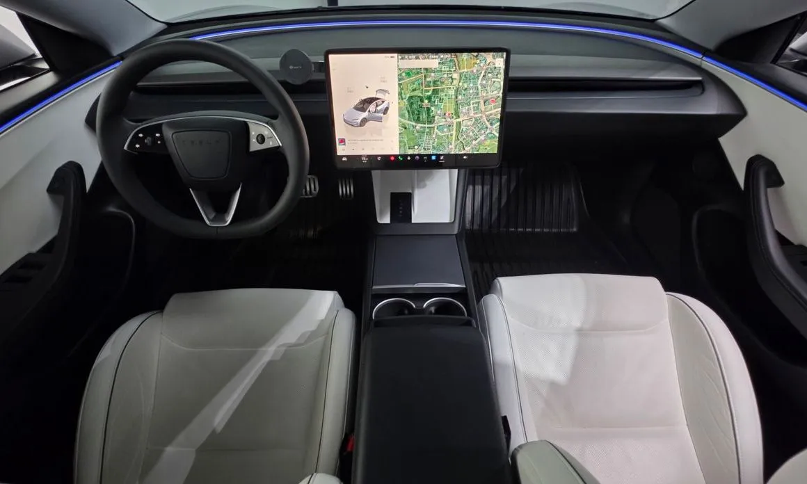 Tesla Model 3 2024 из KR, фото 8