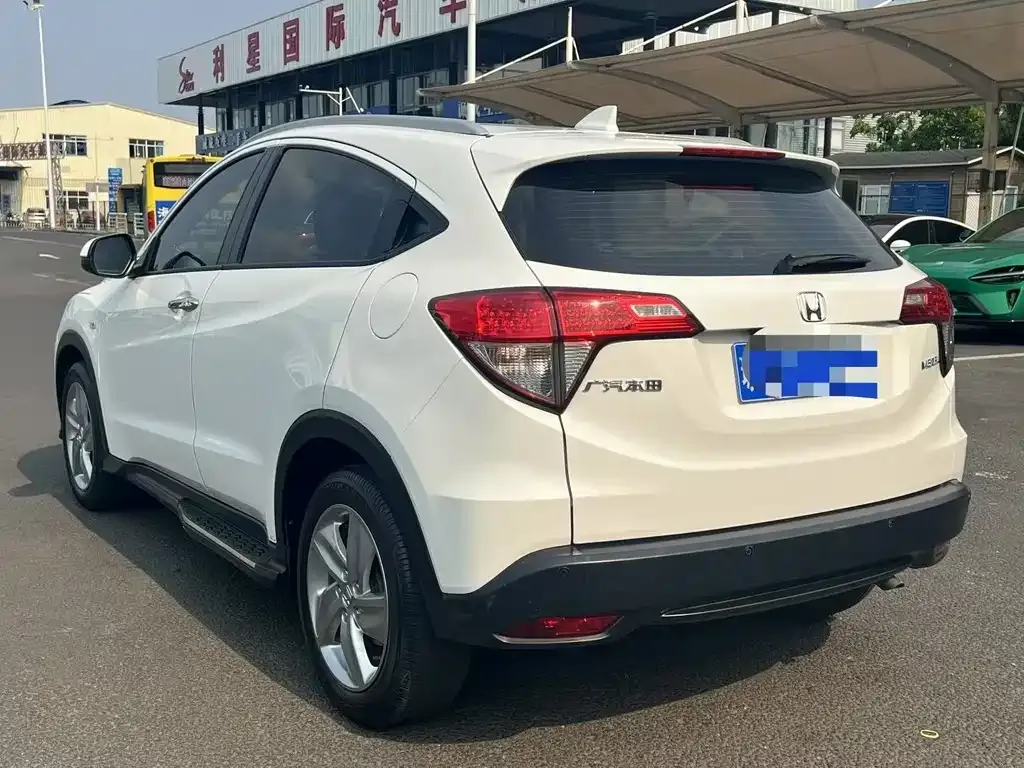 Honda Vezel 2021 из CN, фото 7