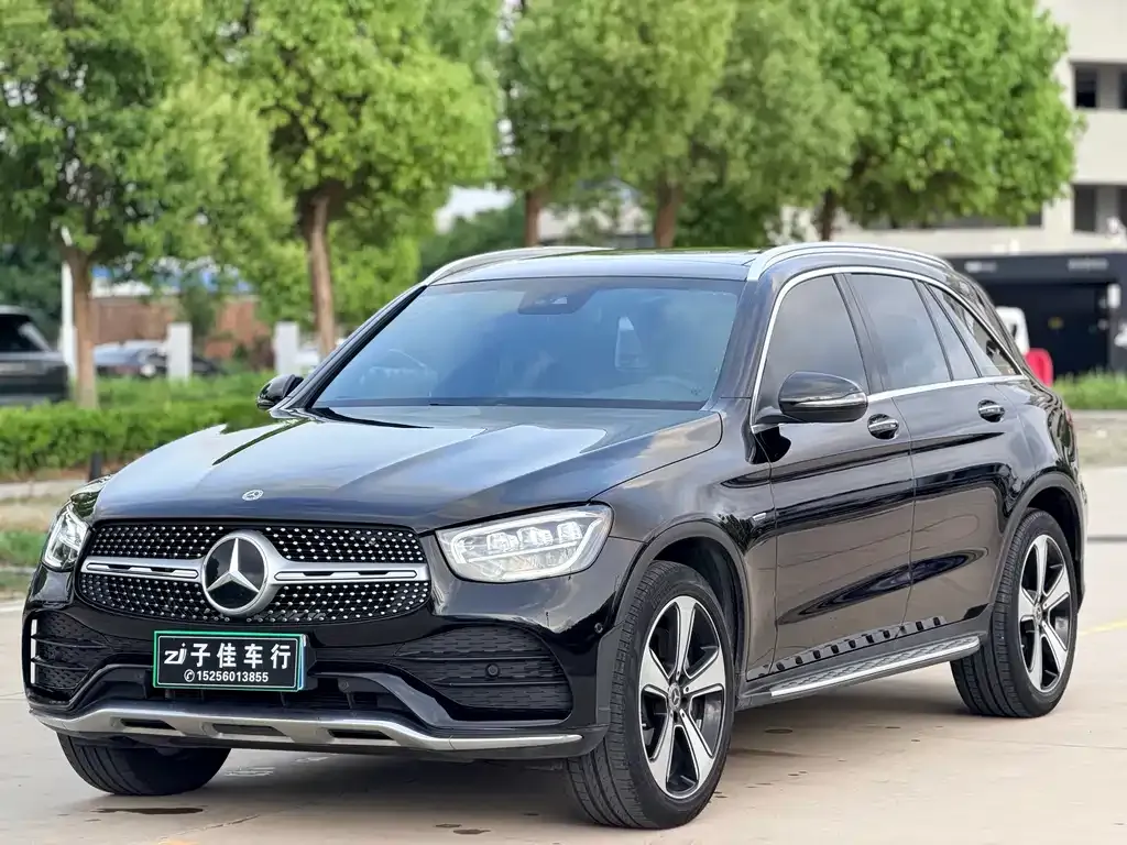 Mercedes-Benz GLC — фото 1