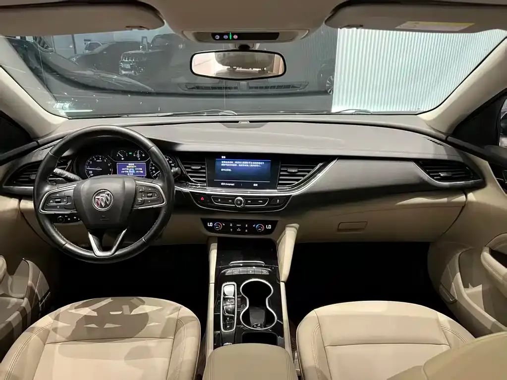 Buick Regal — фото 7