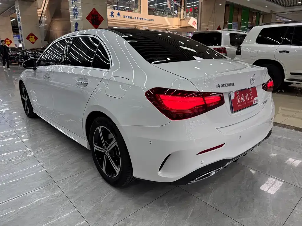 Mercedes-Benz A-Class — фото 6