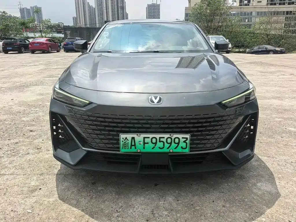 Changan UNI-V iDD 2023 из CN, фото 2
