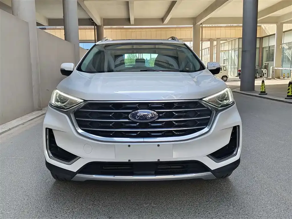 Ford Edge 2023 из CN, фото 9