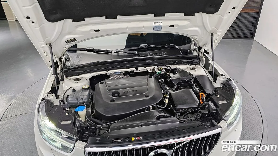 Volvo XC40 2021 из KR, фото 10