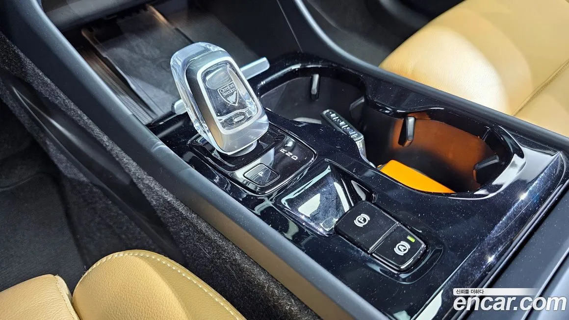 Volvo XC40 2021 из KR, фото 8