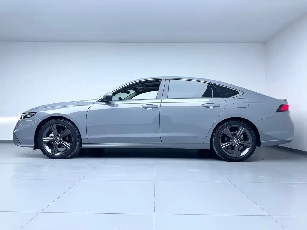 Honda Inspire — фото 4