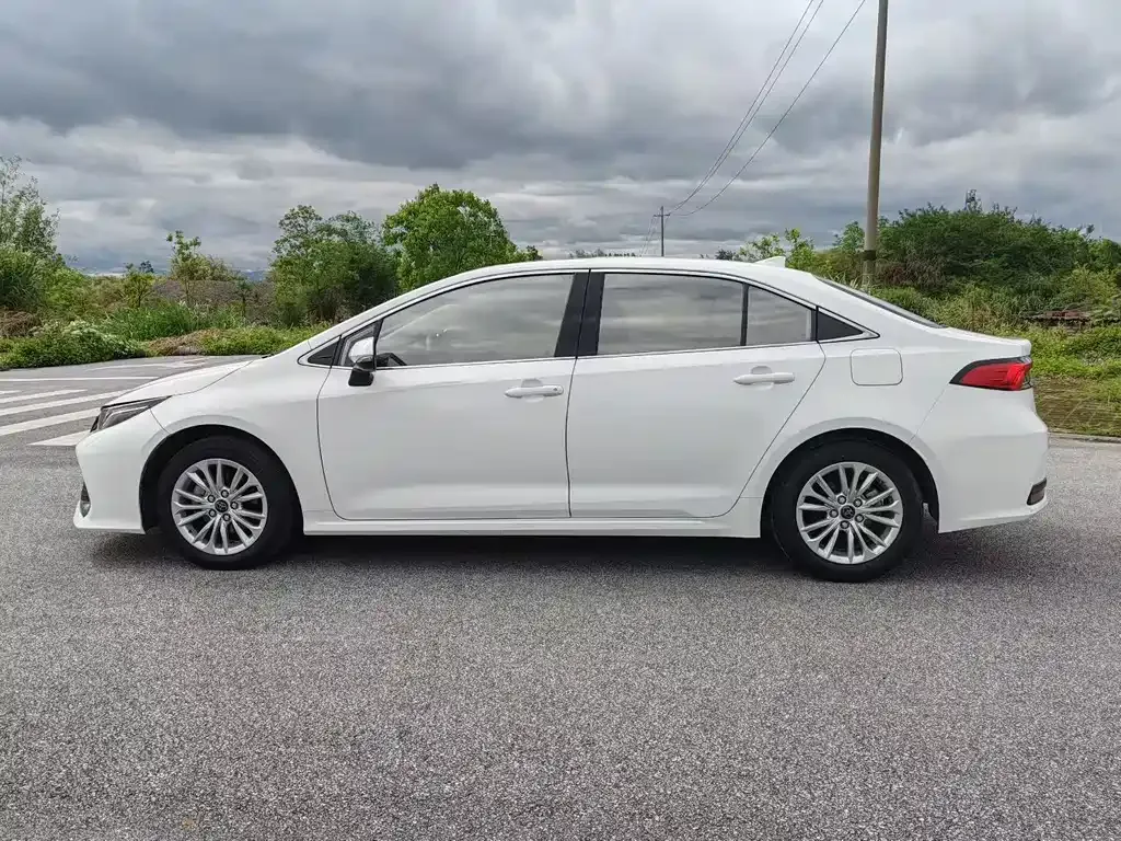 Toyota Allion 2023 из CN, фото 8