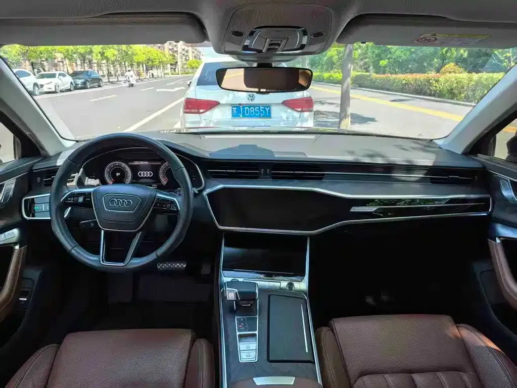 Audi A6L 2023 из CN, фото 3