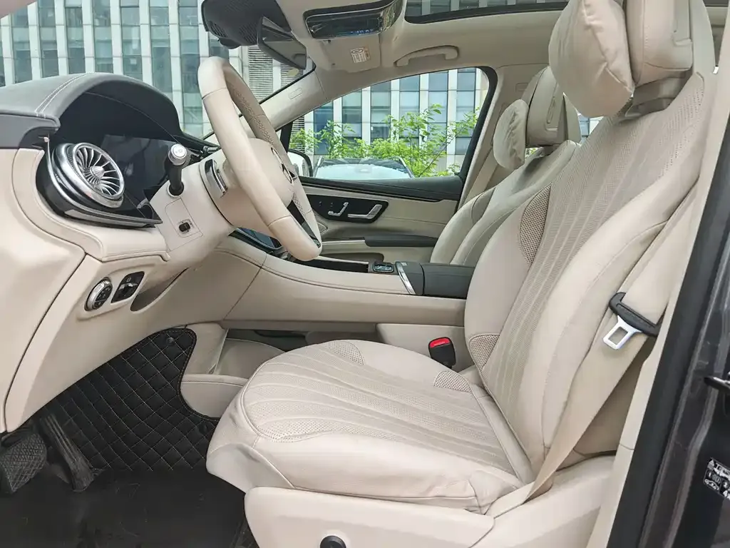 Mercedes-Benz EQS SUV 2023 из CN, фото 10