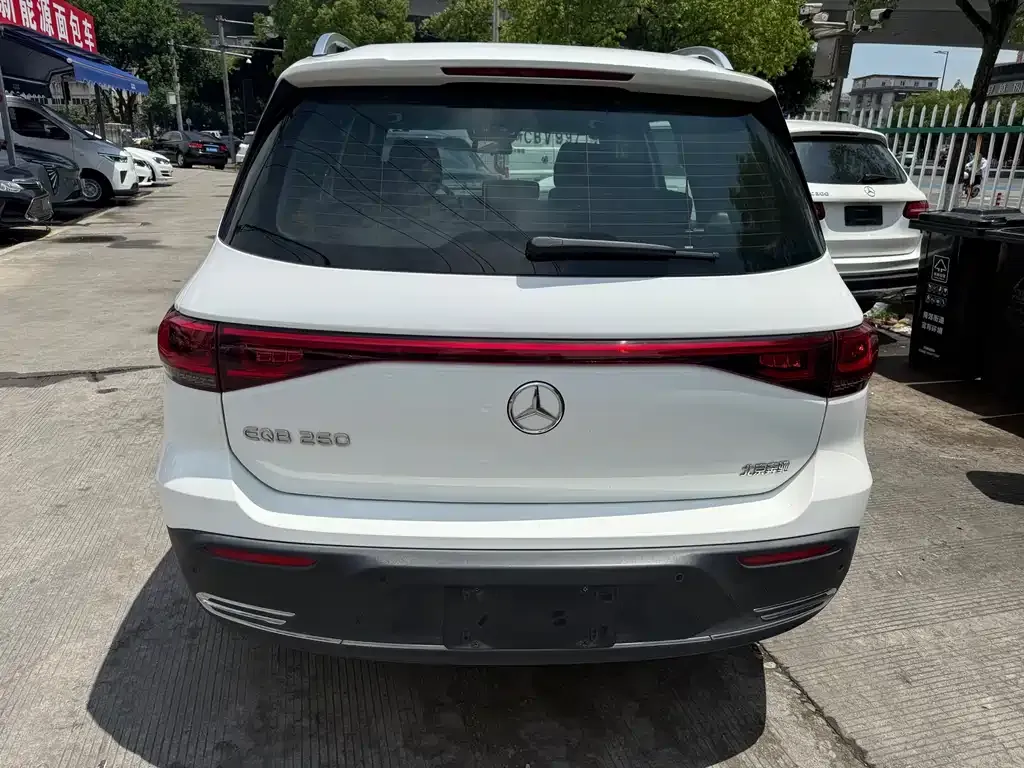 Mercedes-Benz EQB 2024 из CN, фото 7
