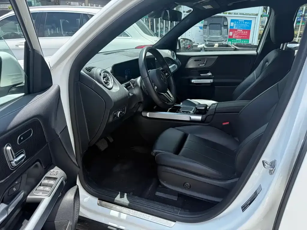 Mercedes-Benz EQB 2024 из CN, фото 5