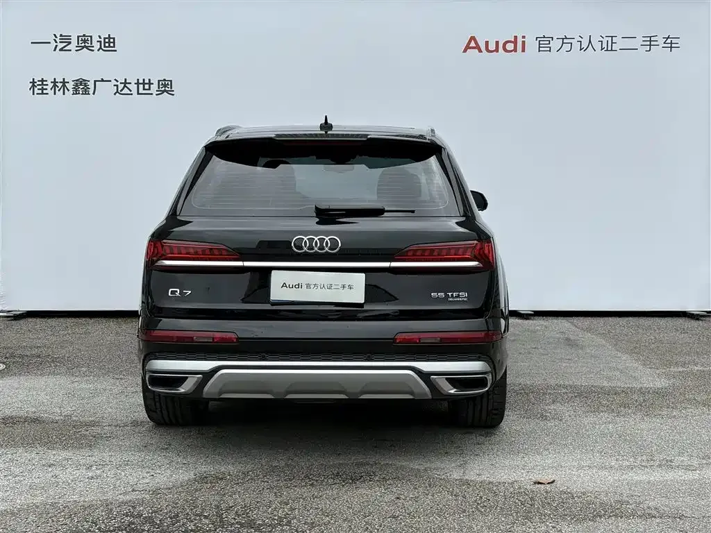 Audi Q7 — фото 3