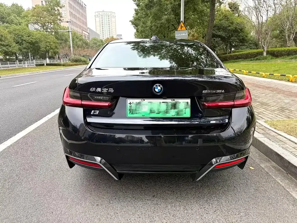 BMW i3 — фото 3