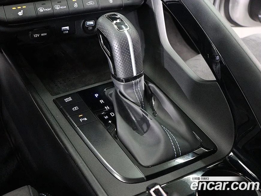 Hyundai AVANTE — фото 10