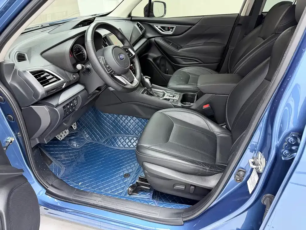 Subaru Forester 2022 из CN, фото 10