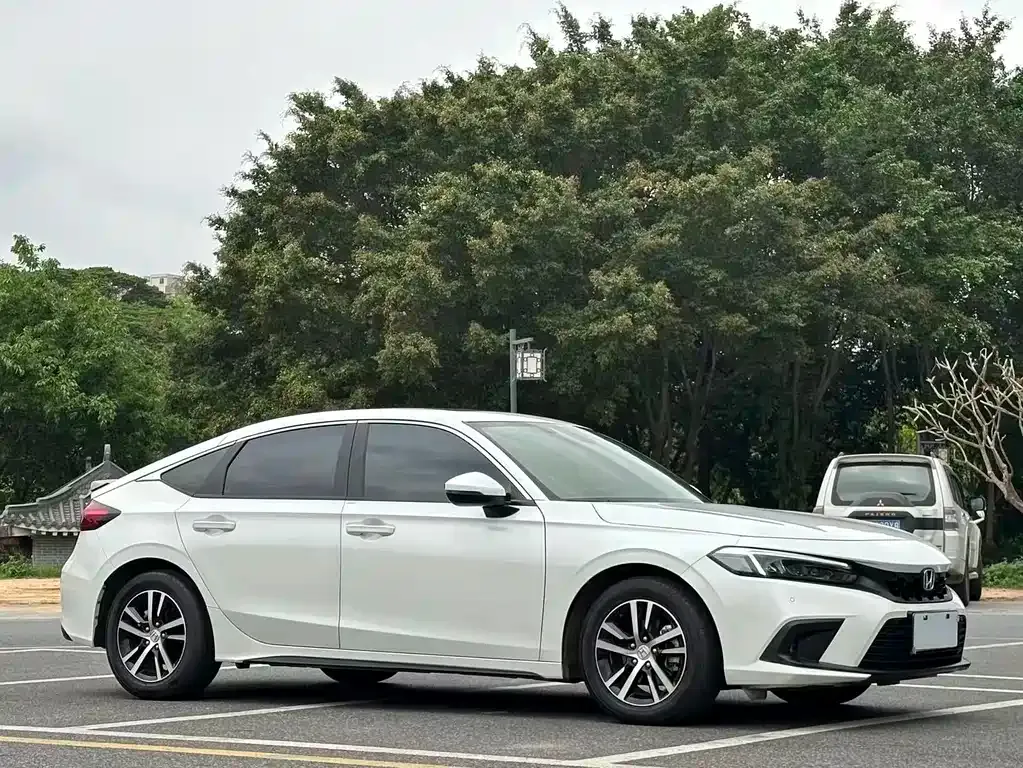 Honda Civic — фото 8
