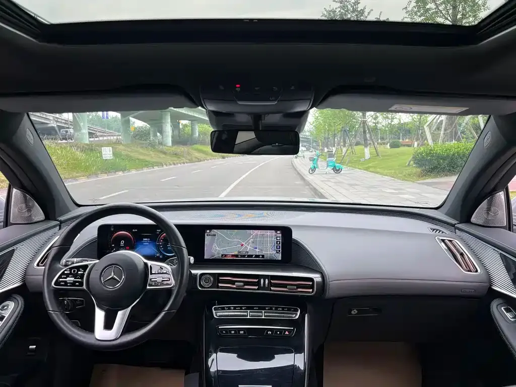Mercedes-Benz EQC 2021 из CN, фото 8