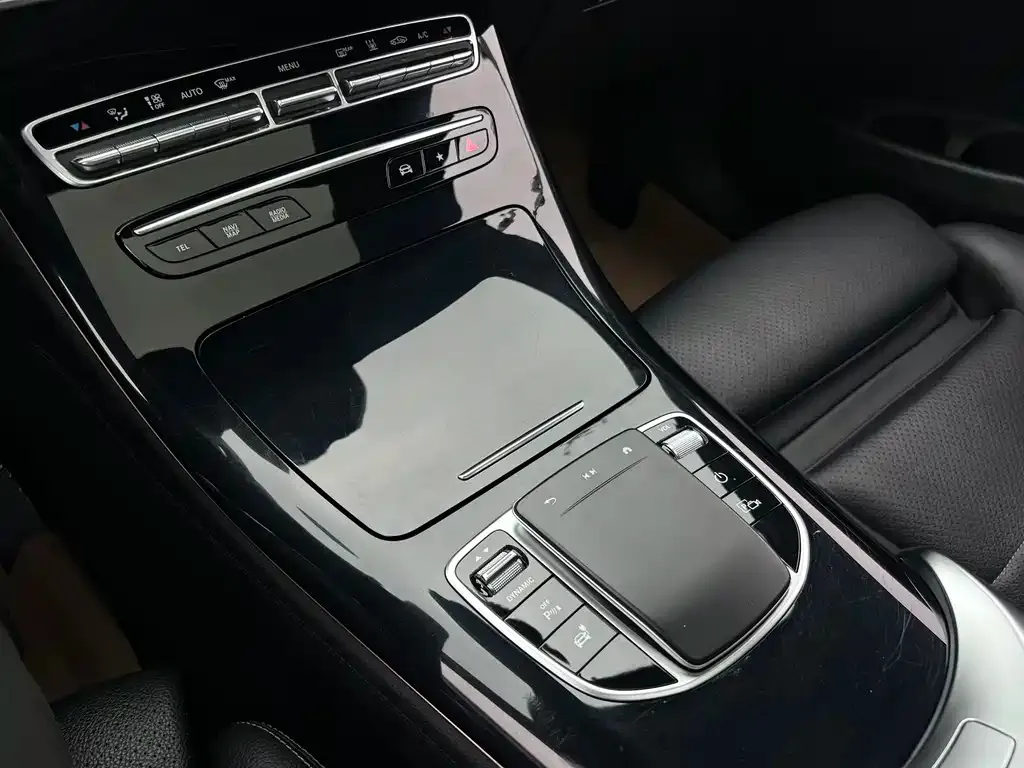 Mercedes-Benz EQC 2021 из CN, фото 2