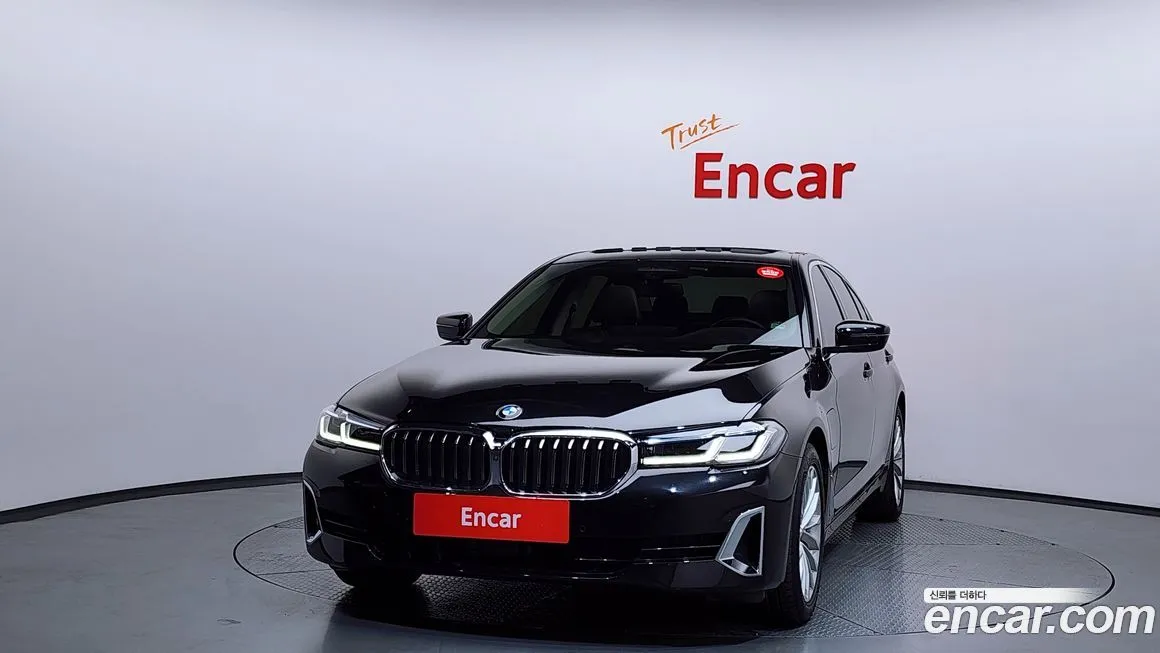 BMW 5-Series 2021 из KR, фото 3
