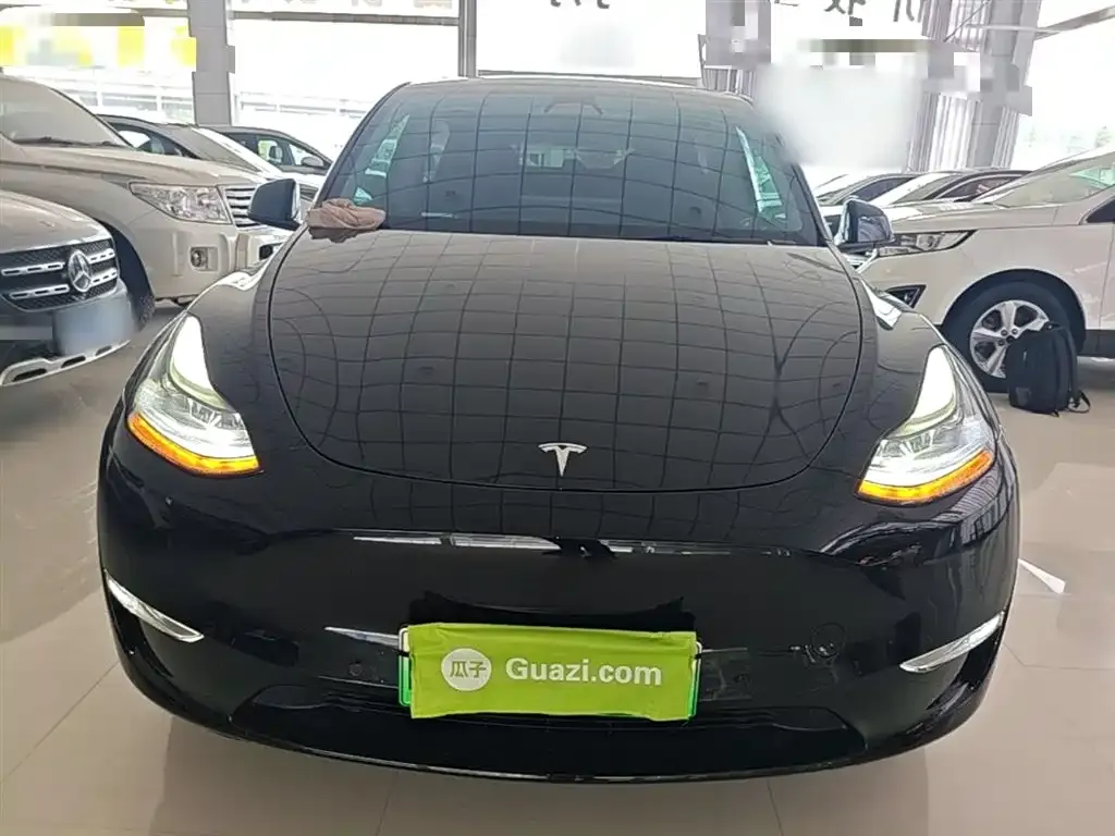 Tesla Model Y — фото 5