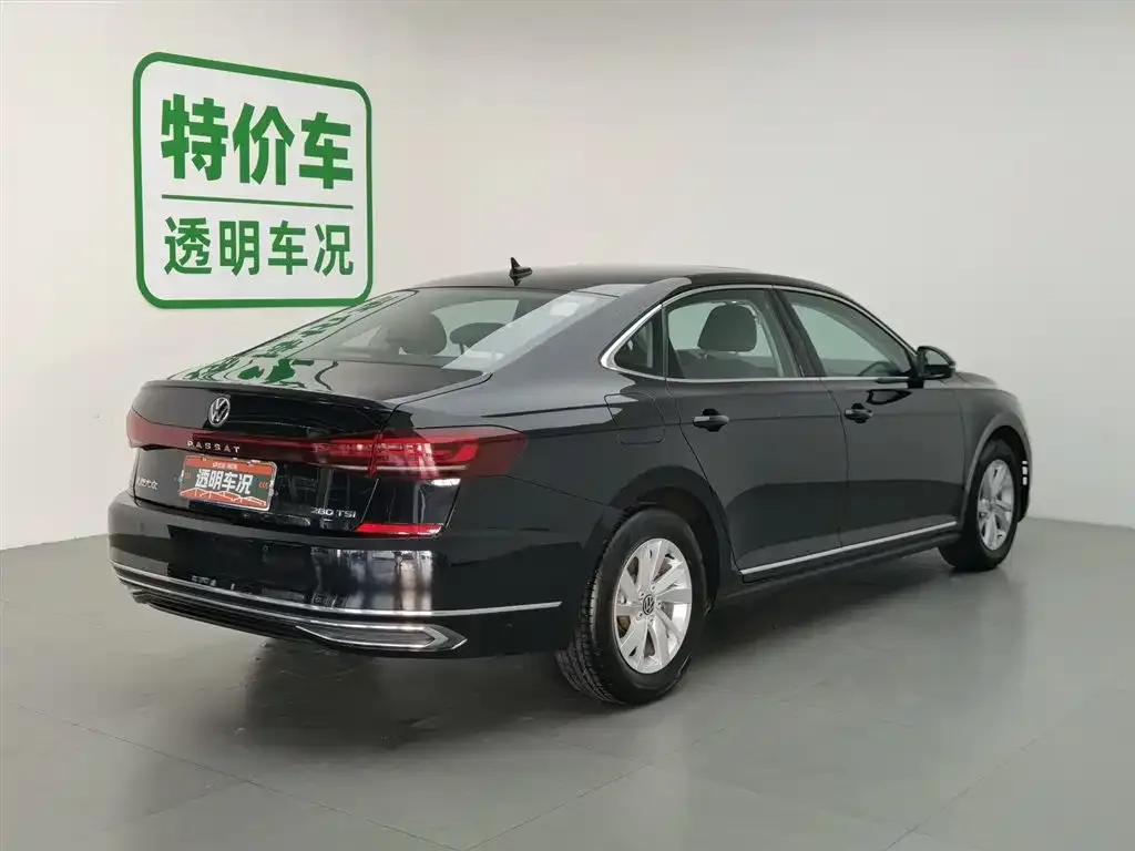 Volkswagen Passat 2023 из CN, фото 3