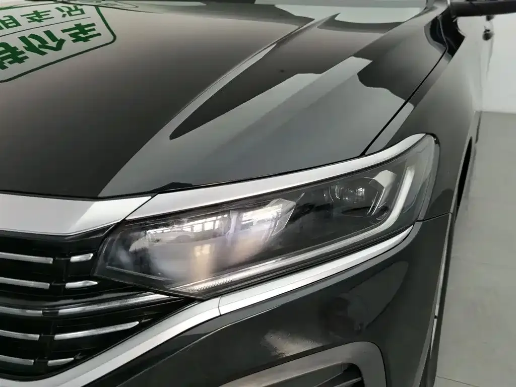 Volkswagen Passat 2023 из CN, фото 8