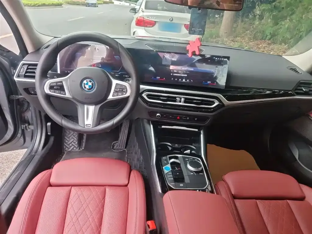 BMW i3 — фото 3