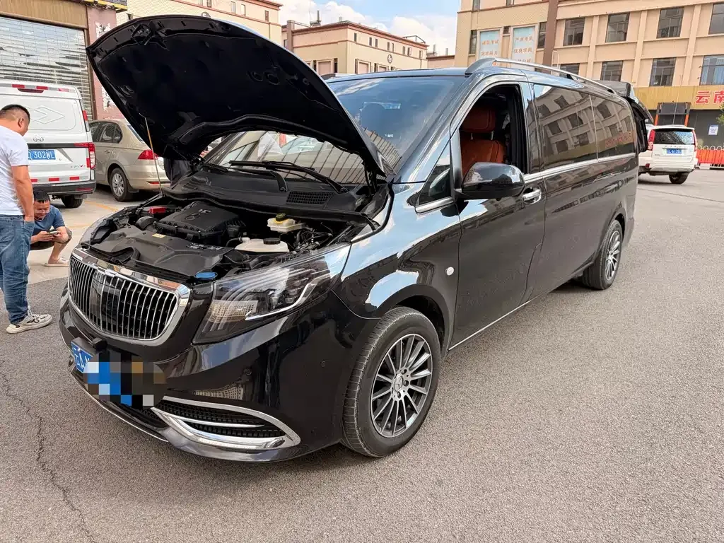 Mercedes-Benz Vito — фото 1