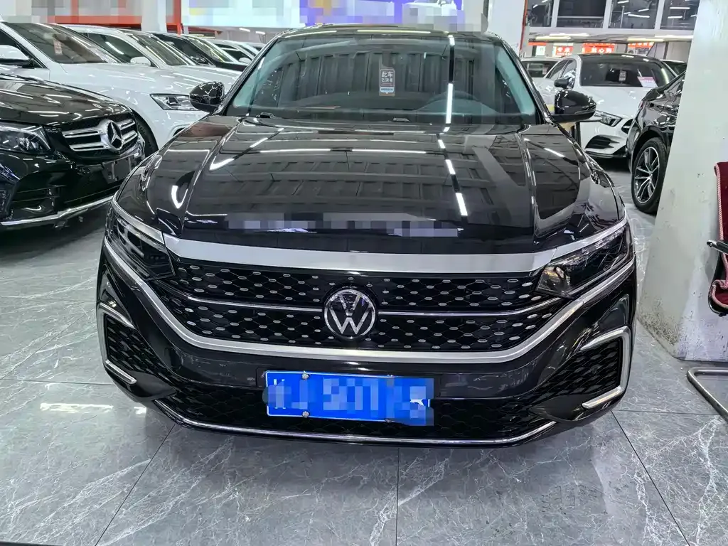 Volkswagen Passat — фото 3