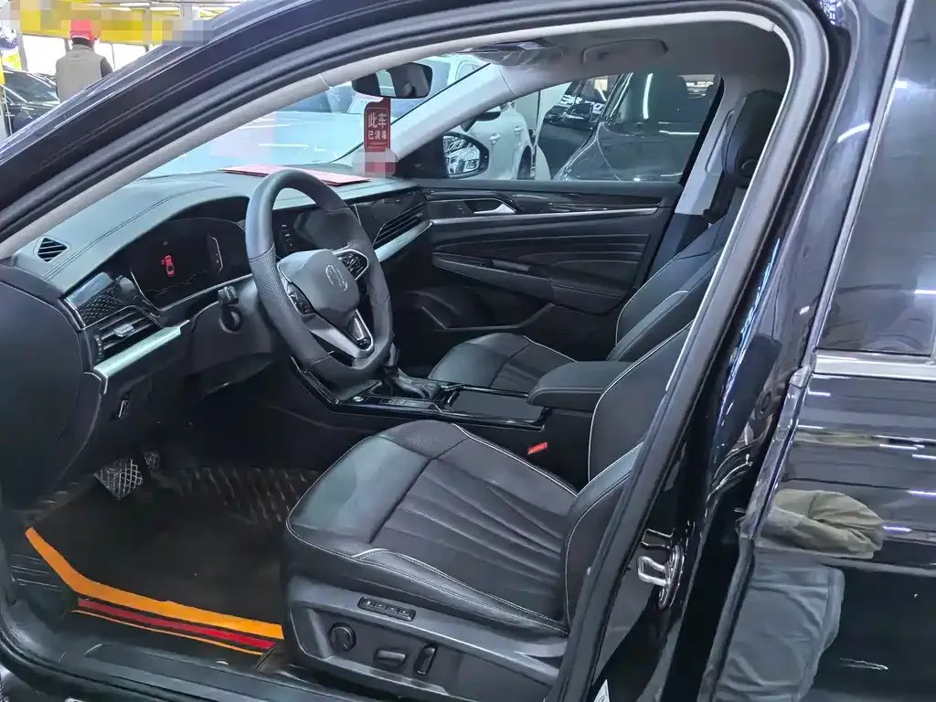 Volkswagen Passat — фото 9