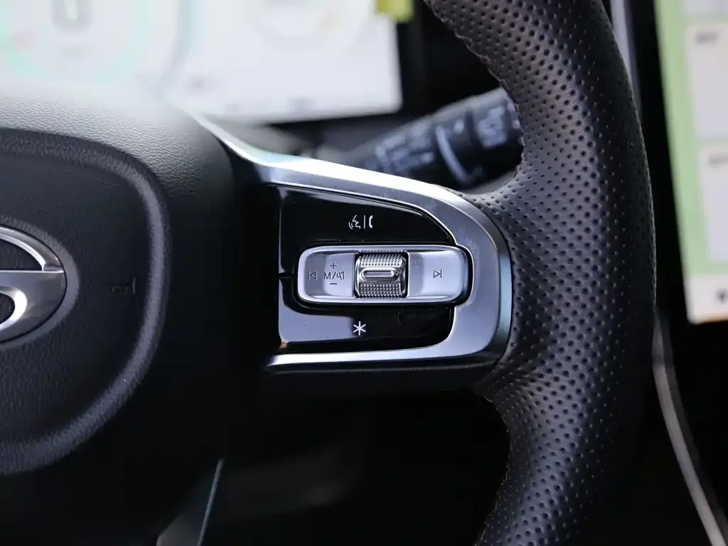 GAC Motor Trumpchi M8 — фото 8