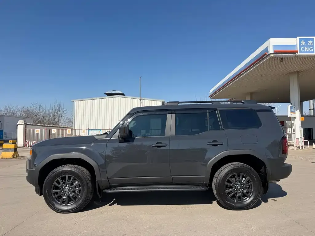 Toyota Prado 2024 из CN, фото 6