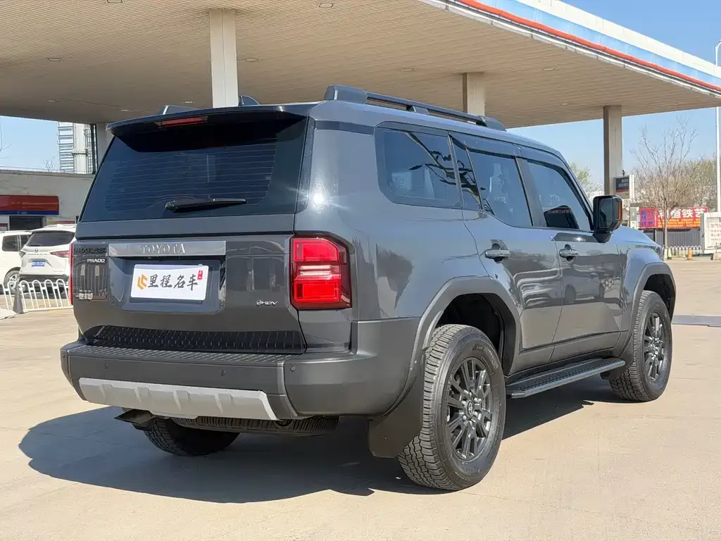 Toyota Prado 2024 из CN, фото 7