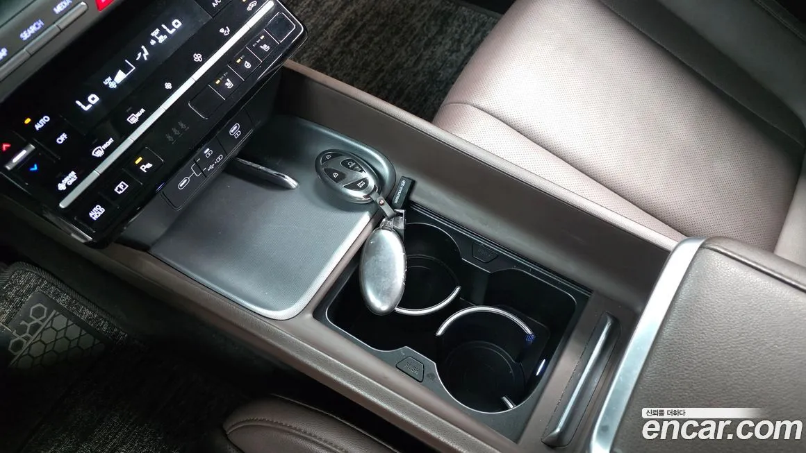 Hyundai Grandeur 2024 из KR, фото 8