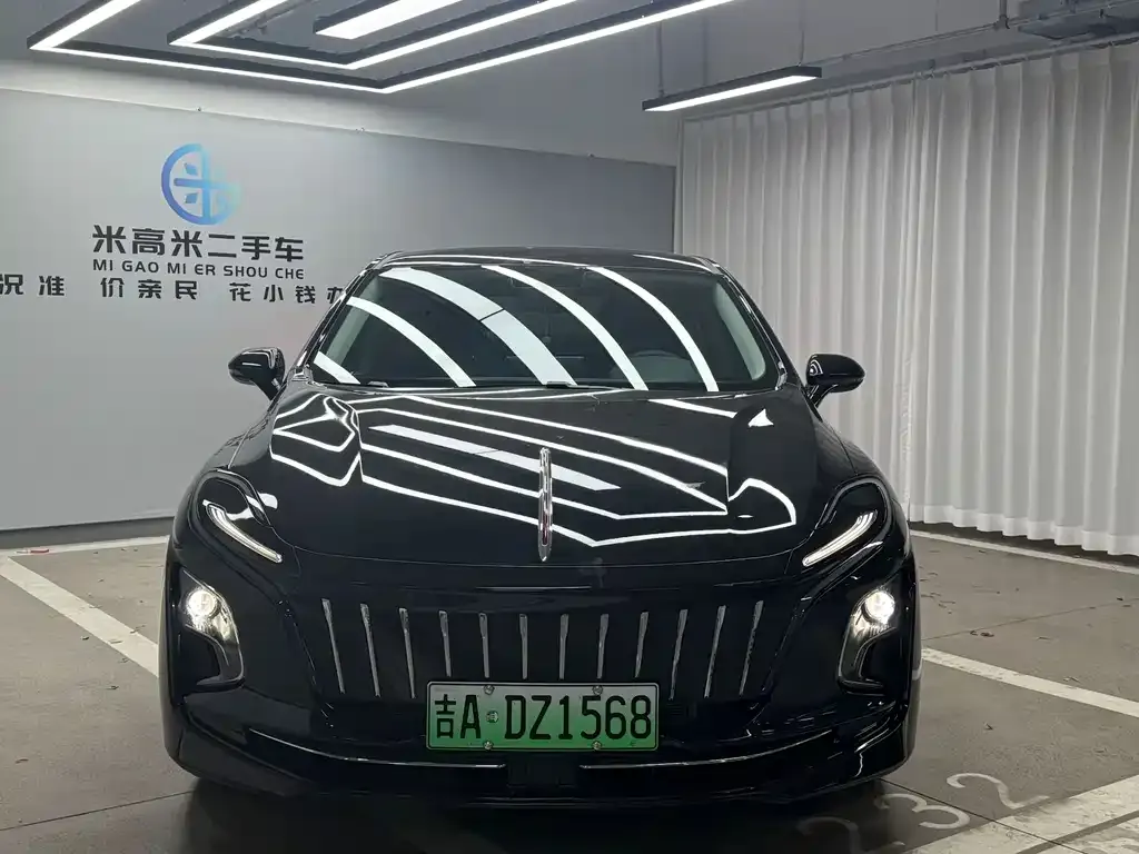 Hongqi E-QM5 — фото 7