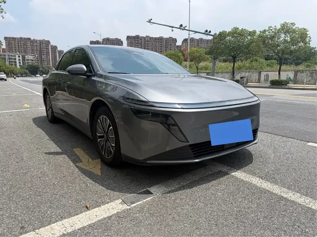 Nissan N6