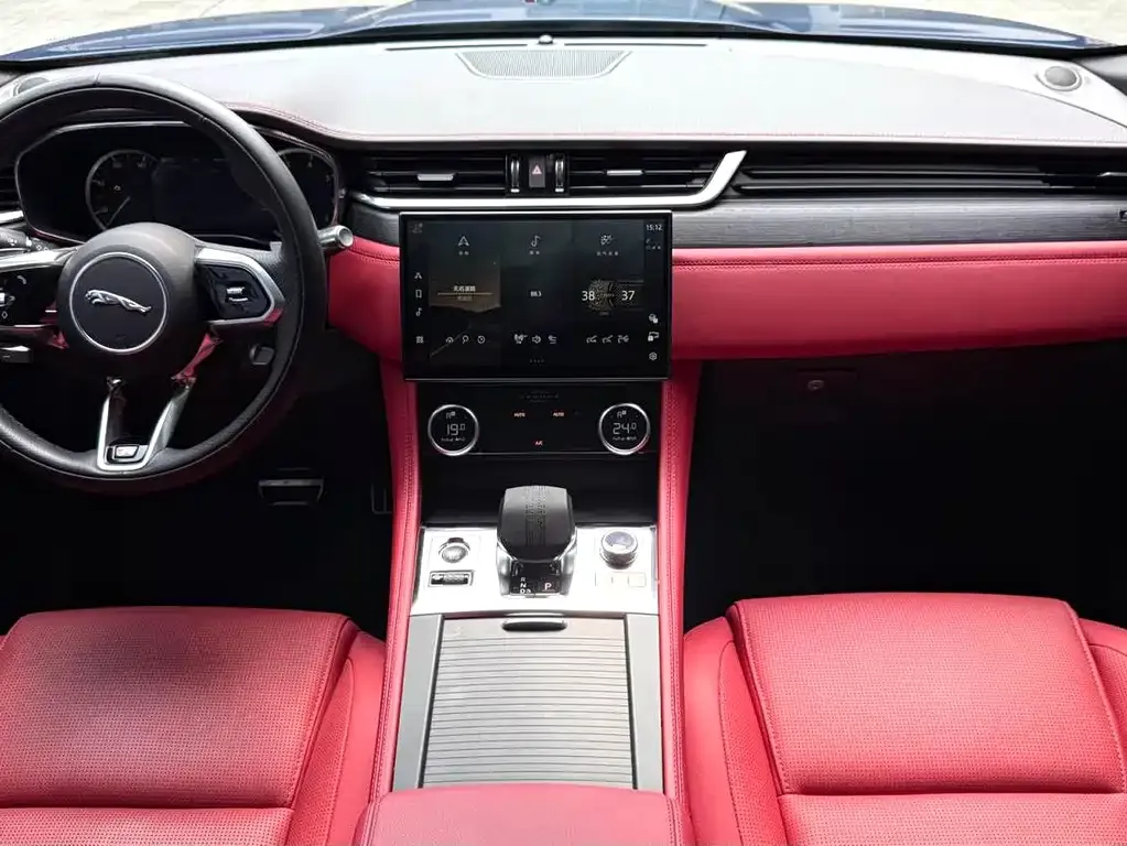 Jaguar F-PACE 2022 из CN, фото 10