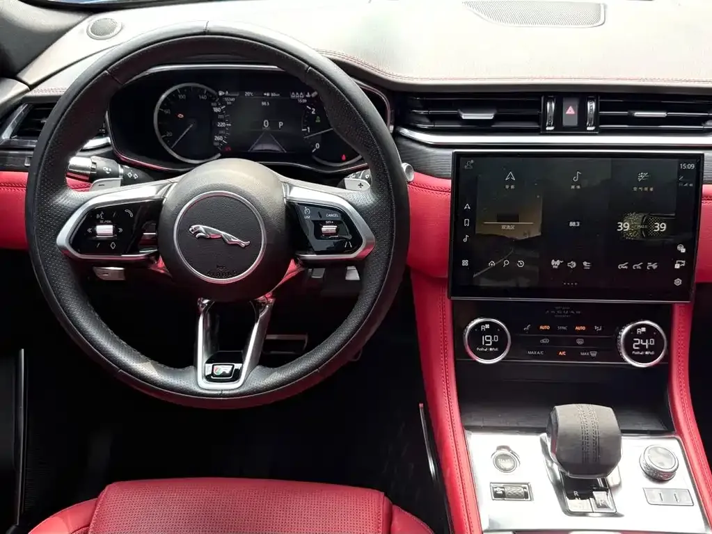 Jaguar F-PACE 2022 из CN, фото 9