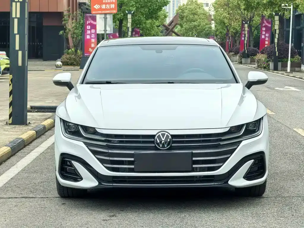 Volkswagen CC — фото 9
