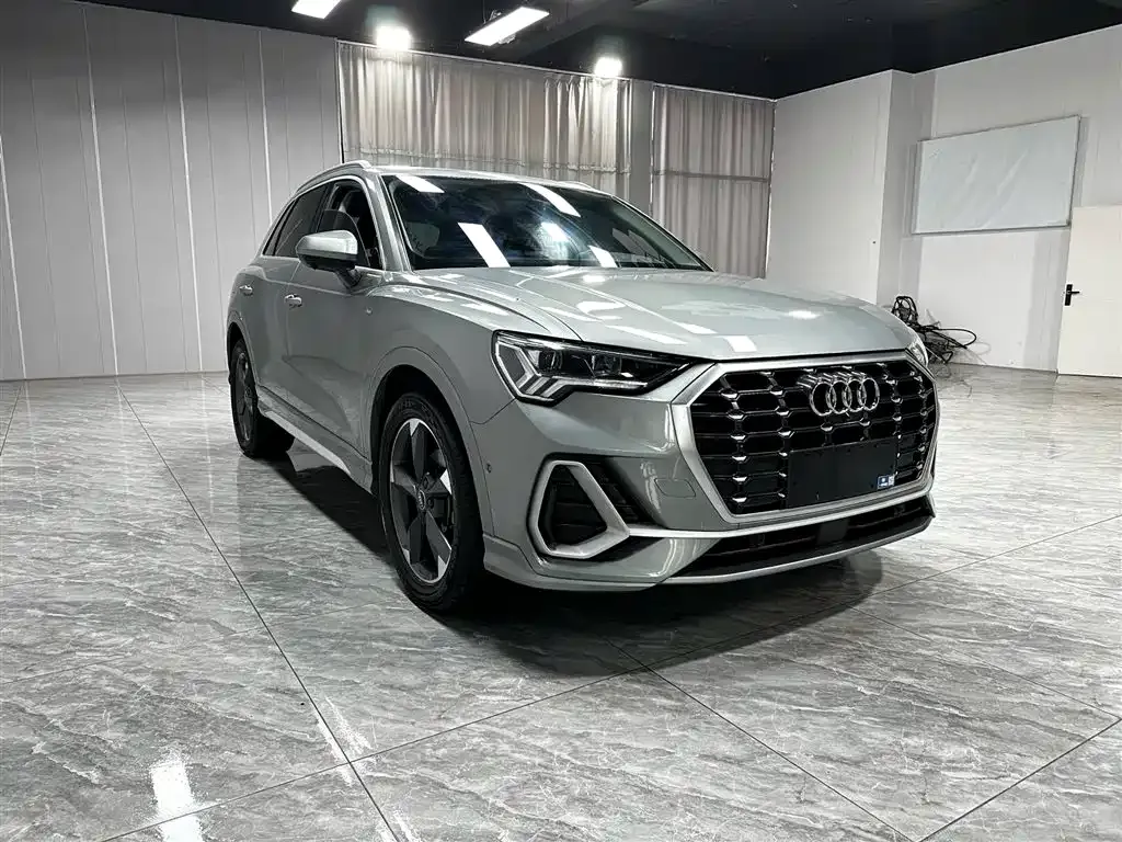 Audi Q3 — фото 9