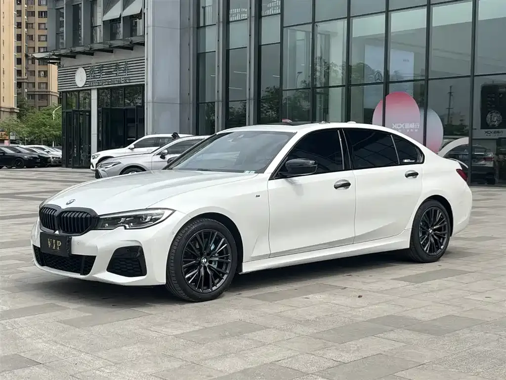 BMW 3 Series 2021 из CN, фото 1