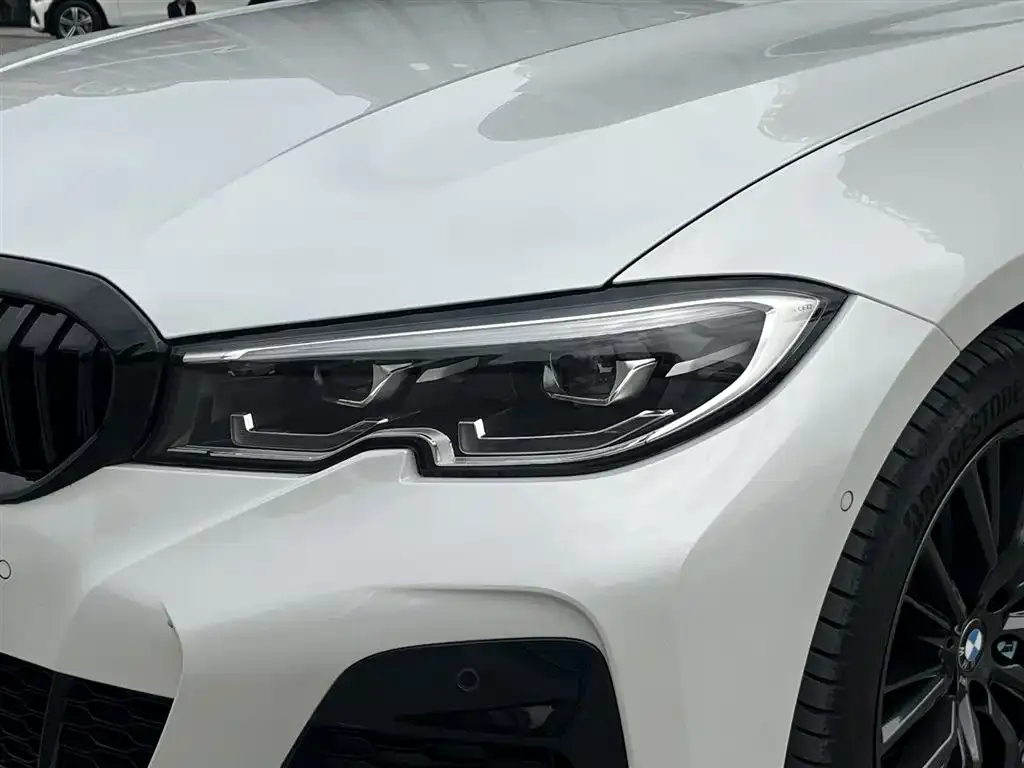 BMW 3 Series 2021 из CN, фото 3